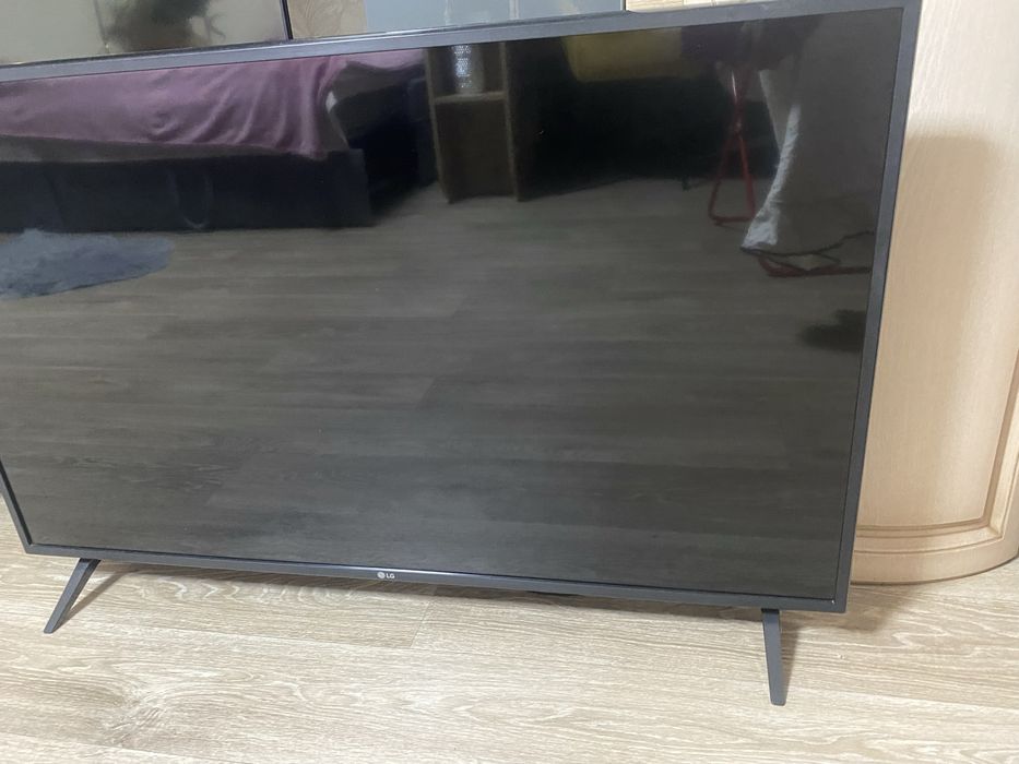 Телевізор LG 43 на запчастини