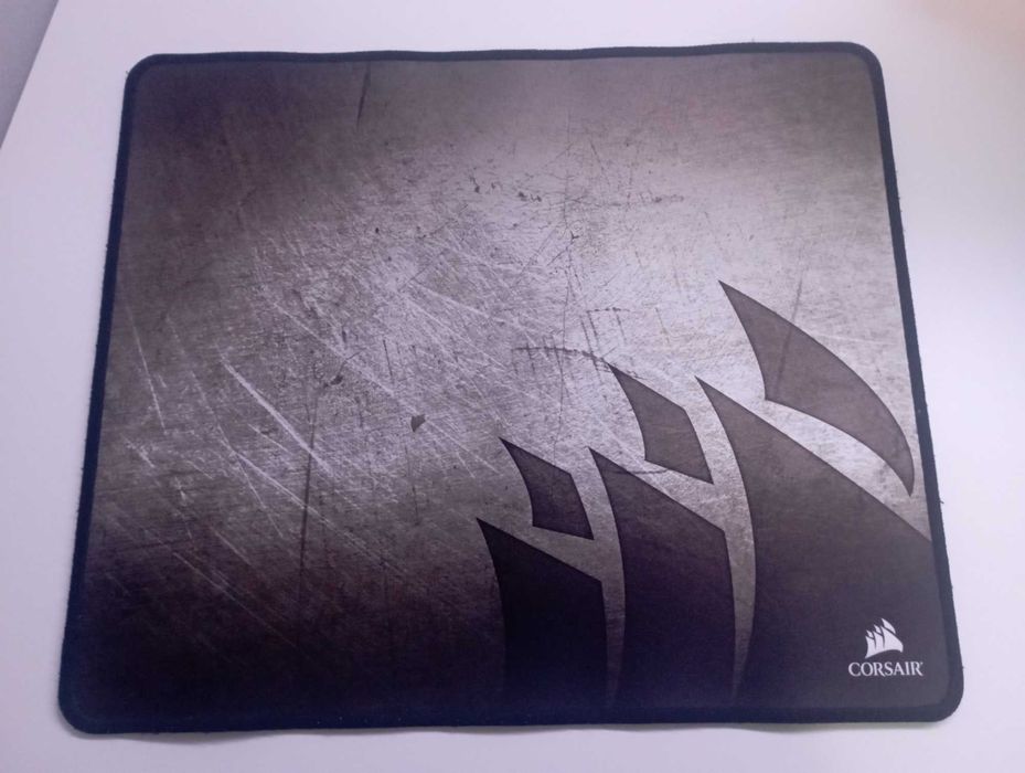 Tapete Corsair MM300 Pro Premium Spill-Proof Cloth Medium
