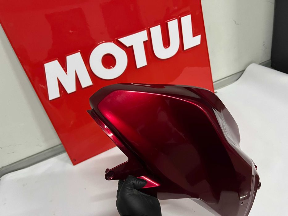 Honda CB 125R CB125R JC91 owiewka nakładka na zbiornik prawa oryginał