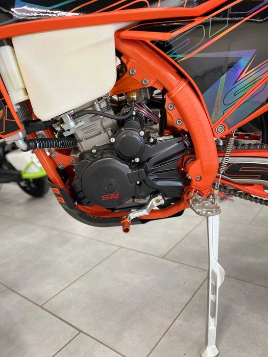Акція на Мотоцикл STM (STN) V8 Motard в наявності АРТМОТО Хмельницький