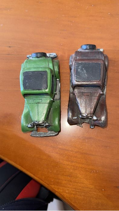 Carros de barro para decoraçao