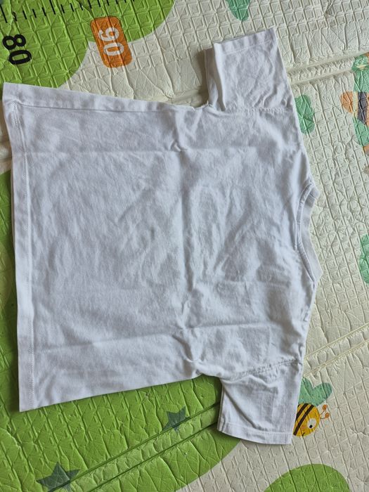 T-shirt Zara dinossauro 4A