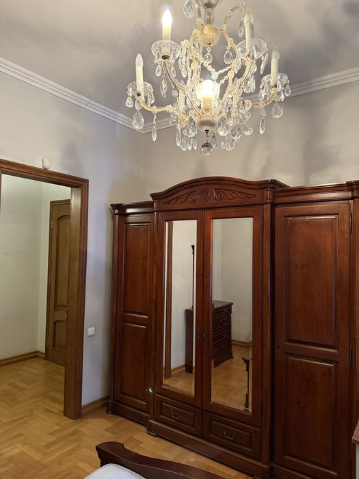 КИЇВ/Саксаганського 29. Продаж 3-кімнатної квартири 125м2/з меблями