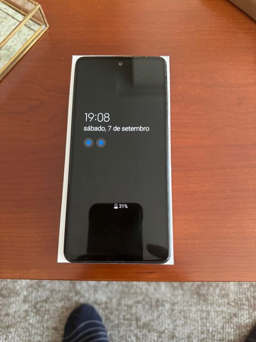 Samsung Galaxy A52s 5G + Samsung galaxy 5 lte