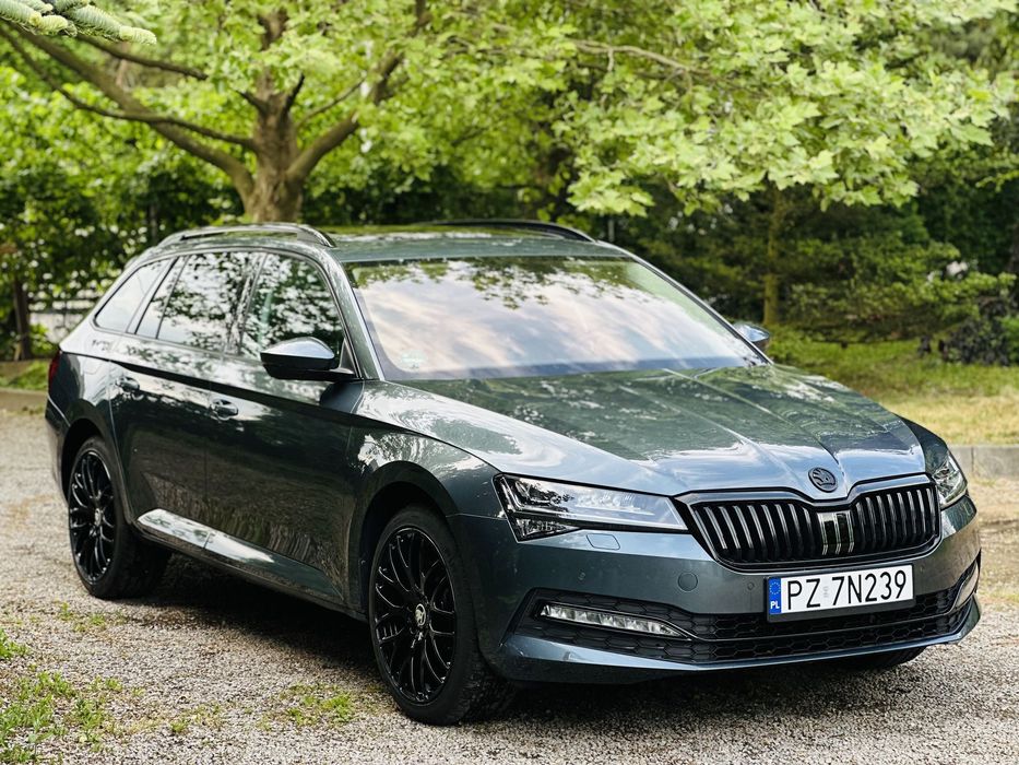 Skoda Superb Panoramiczny dach, Led Matrix, wentylowane fotele i wiele innych