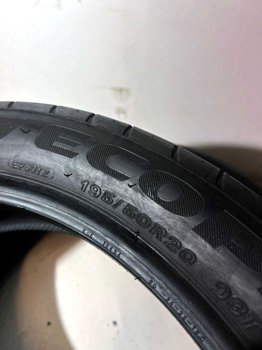 Pneus Bridgestone Ecopia EP500 - 195/50/20 - Excelentes