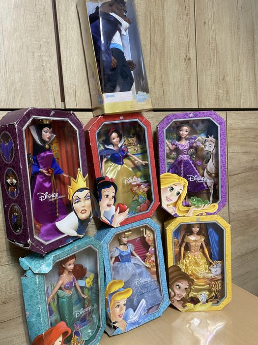Conjunto de 7 bonecas princesas nas caixas Disney original 2014