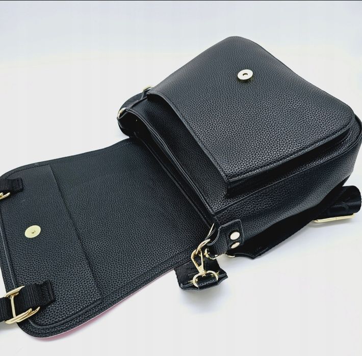 Torebka listonoszka z klapką Massimo Contti skóra ekologiczna czarna