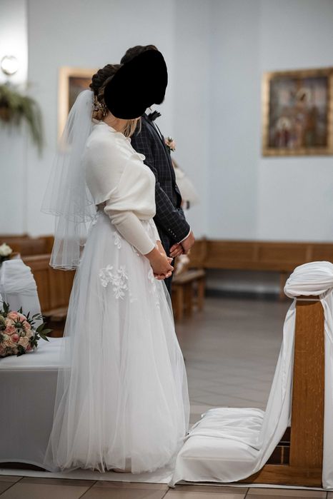 Suknia ślubna  roz. 34/36 (160cm wzrostu )