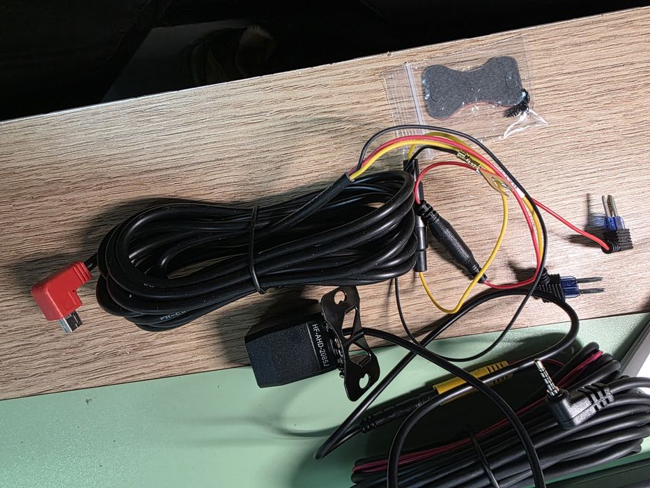 Wideo rejestrator lusterko 10 cali - 3 kamery