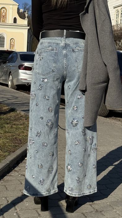 Нереальні джинси в камінці вишивка Італія