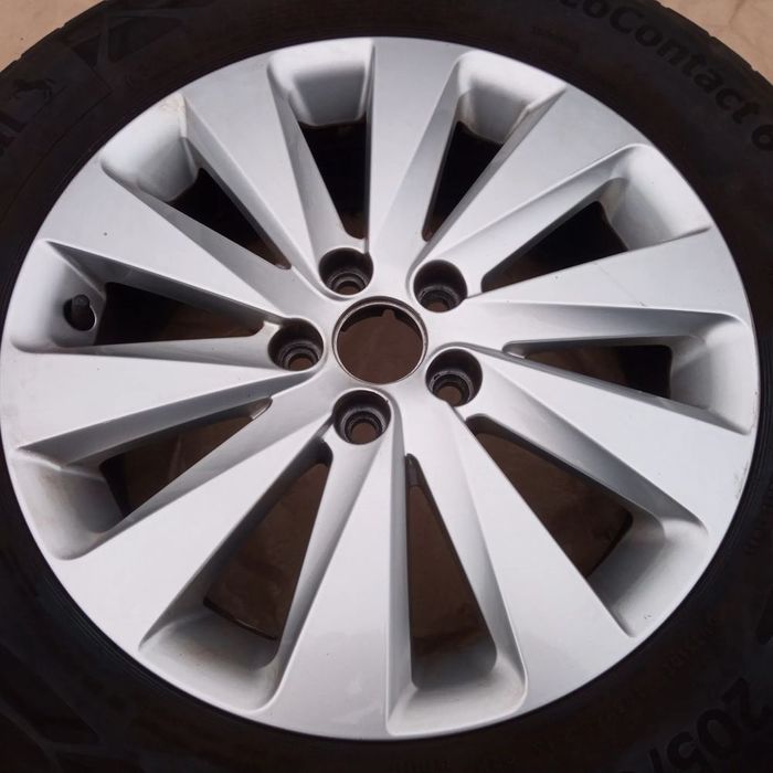seat arona 17 felga 6f0 oryginal 215/60 opona koŁo
