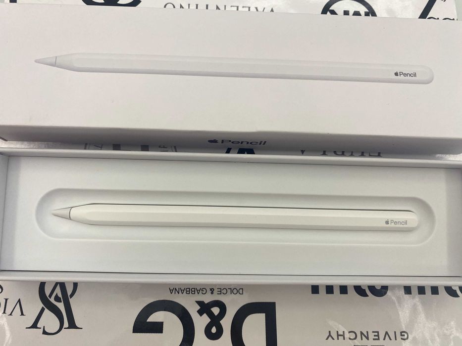 В продажі стілус Apple Pencil 2