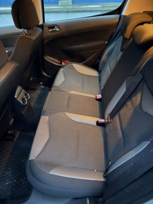 Peugeot 308 T7 2007r