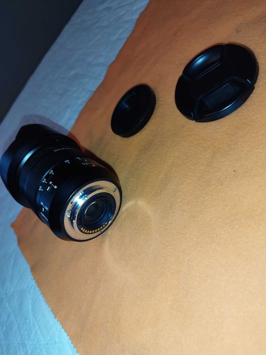 Obiektyw Panasonic Leica