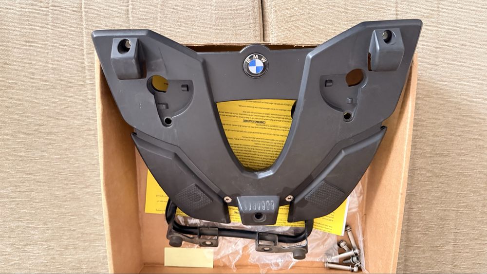 Top Case BMW com fixação