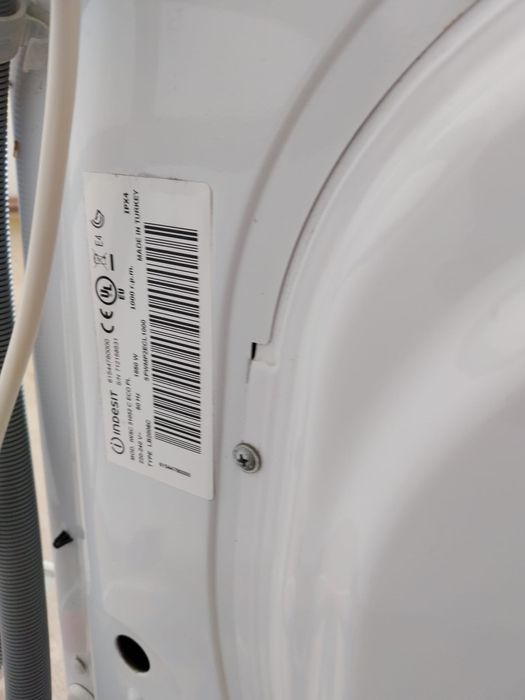 Sprzedam pralkę Indesit 40x60