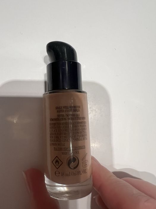 Armani luminous silk foundation 5.5
