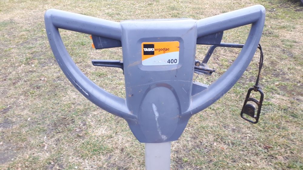 Maszyna sprzątająca, szorowarka, froterka TASKI Ergodisc 400-transport