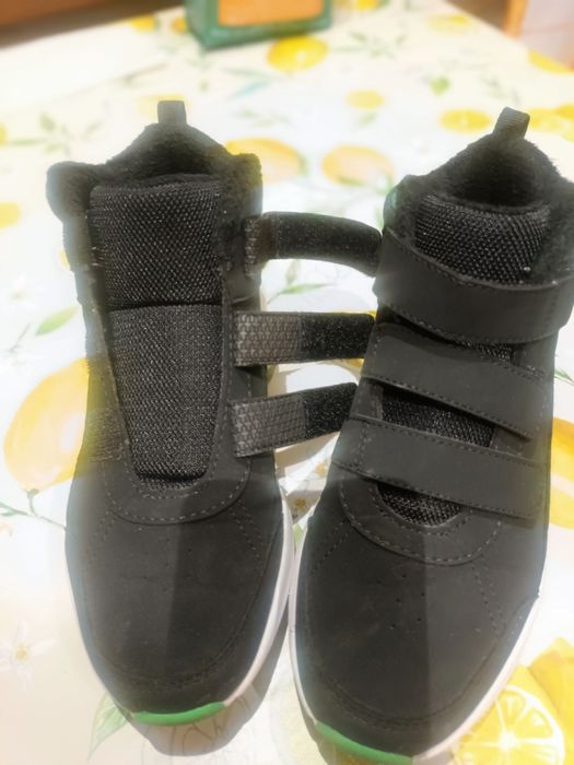 Buty chłopięce zimowe