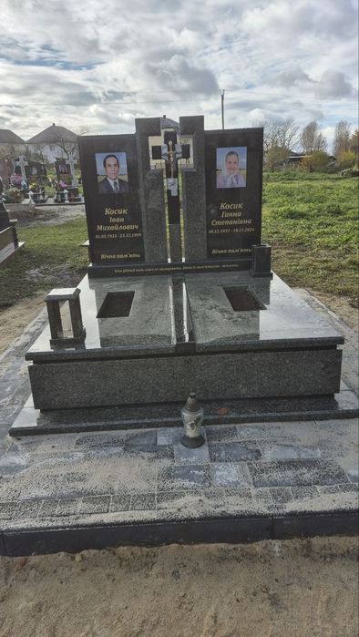 Виробництво гранітних пам'ятників