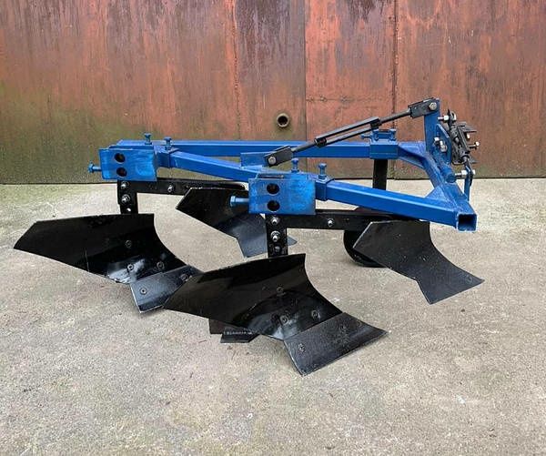 Плуг двокорпусний Полтава для мототрактора з передслужниками