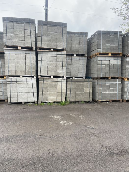 Продаж бруківки поребриків та мучко блоків