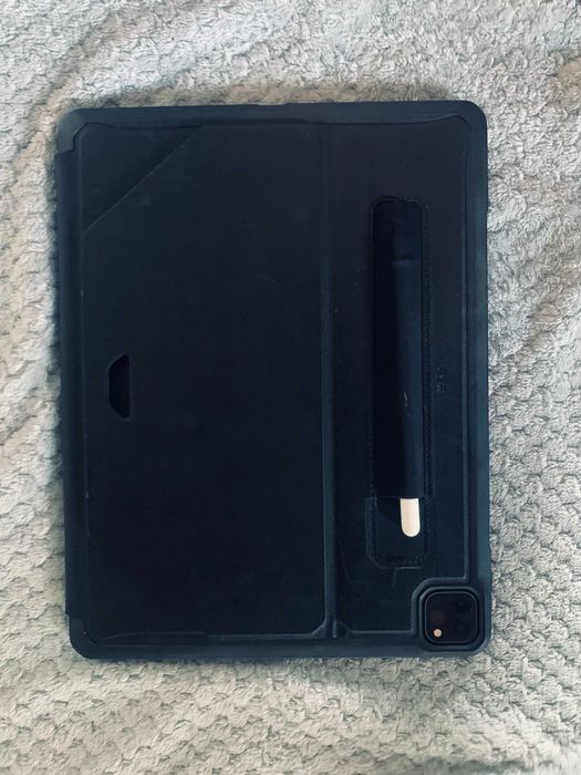 iPad Pro 12,9" (4 gen) 128GB + Apple Pencil, etui, 2x szkła - stan idealny
