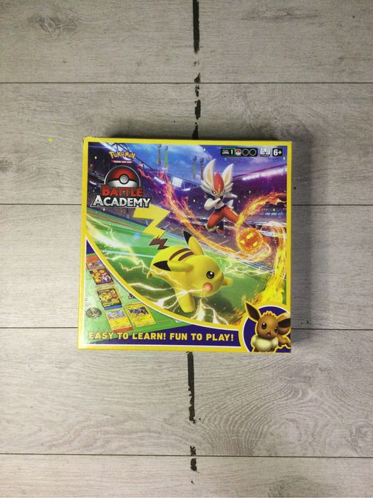 Gra planszowa POKEMON Battle Academy arena do gry w karty
