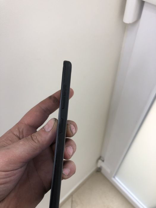 продам телефон 4000mA батарея все працює гарний стан