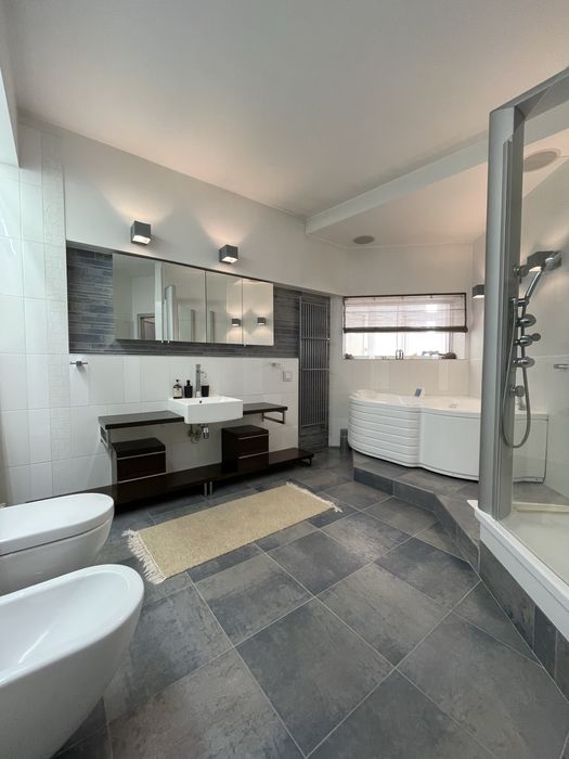 Без комиссии!!Квартира  VIP уровня . Царское село!