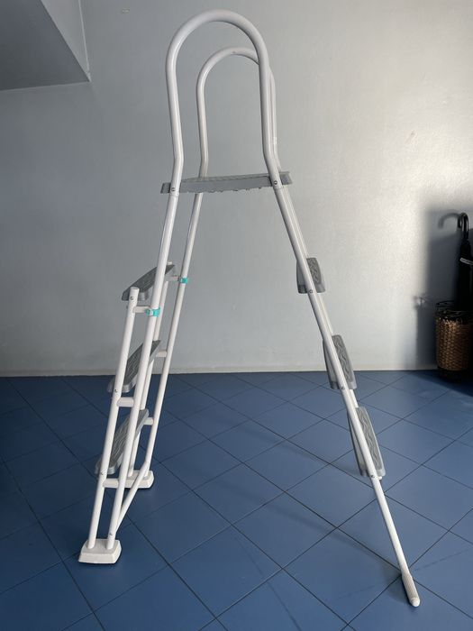 Escada para picina
