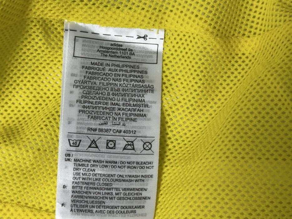 Adidas вітровка спортивна  підліткова