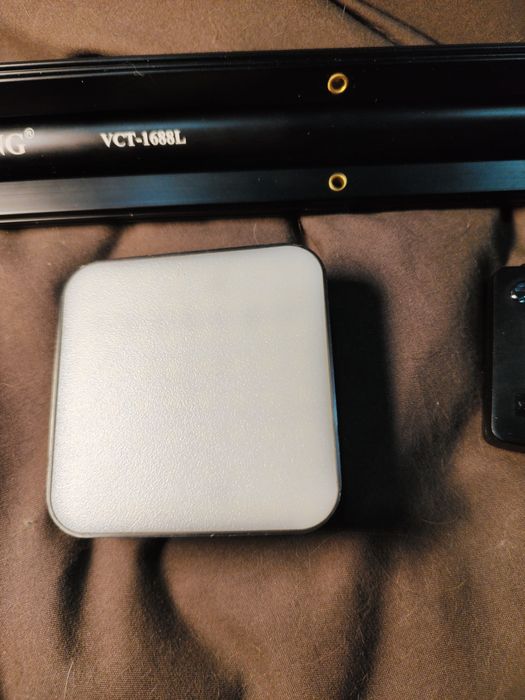 Штатив-монопод Yunteng 2 метри + LED світло + Пульт + Чохол