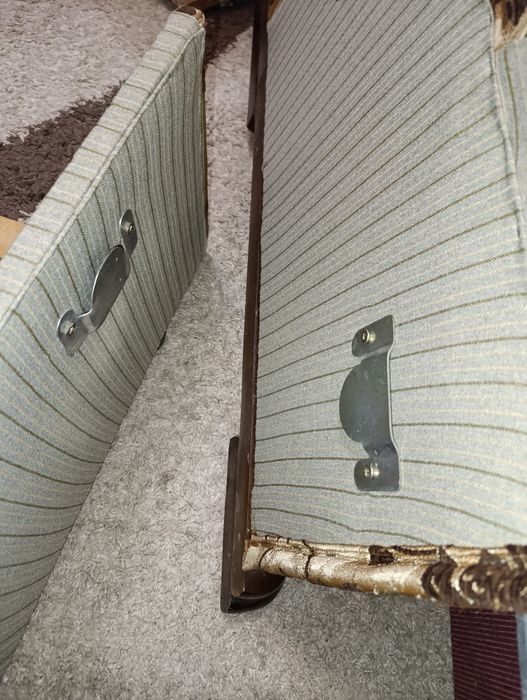 Крісло-ліжко величезне,цікаве.Стан хороший