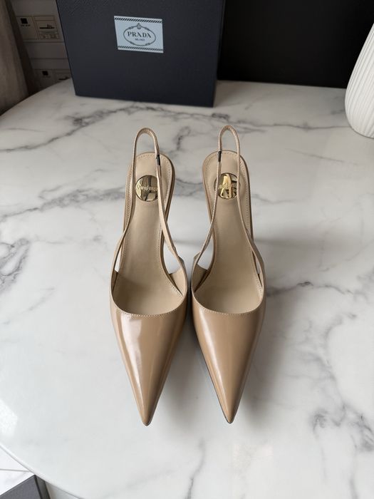 Szpilki YSL beige leather