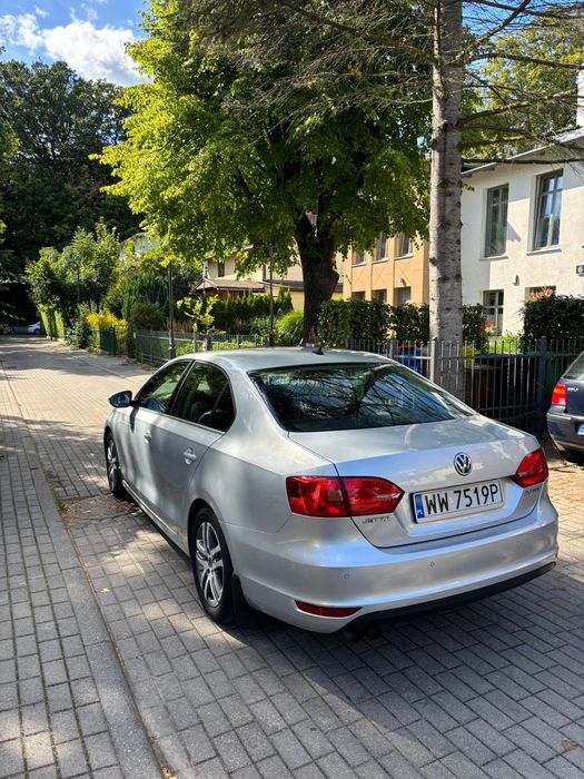 Volkswagen Jetta VW Jetta 2011 140KM