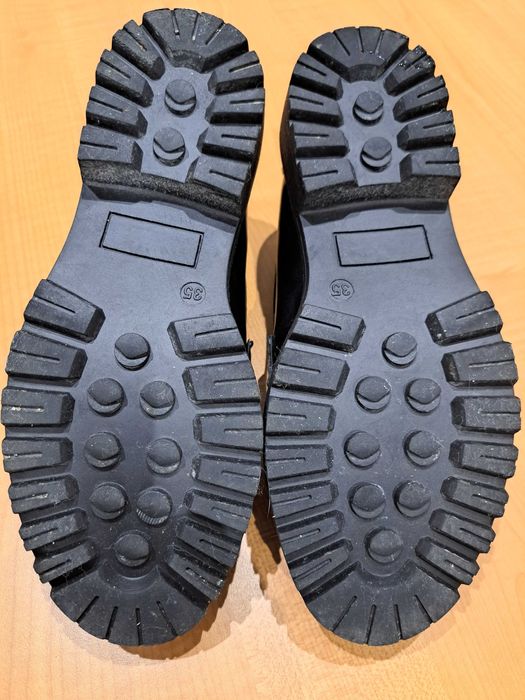 Sapatos de Senhora - N. 35