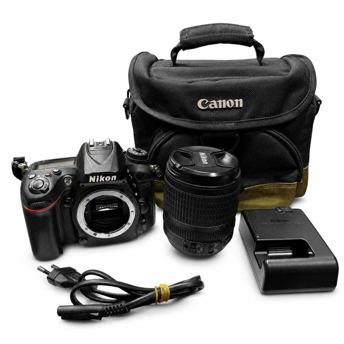 Aparat lustrzanka Nikon D7200 z obiektywem 18-105mm ! PRZEBIEG 6370 !
