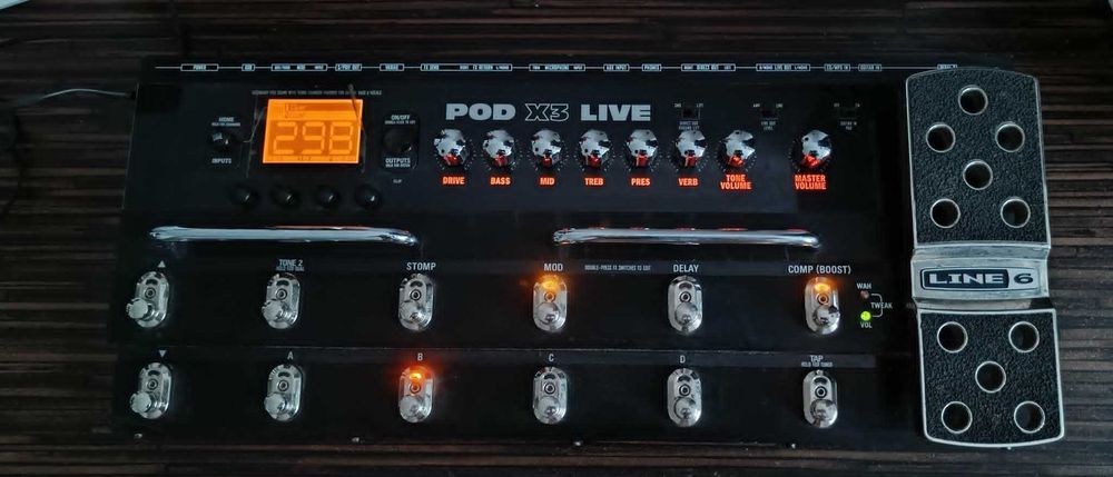 Line 6 POD X3 Live + Futerał