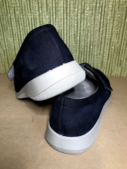 Замшеві туфлі мокасини на ліпучці на устілку 27-27,5 см