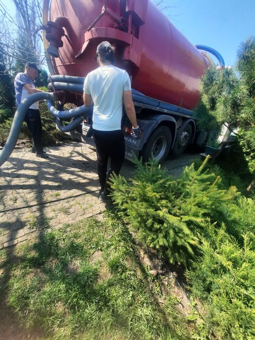 Чистка септиків мулососом, прочистка каналізації, викачка, выкачка