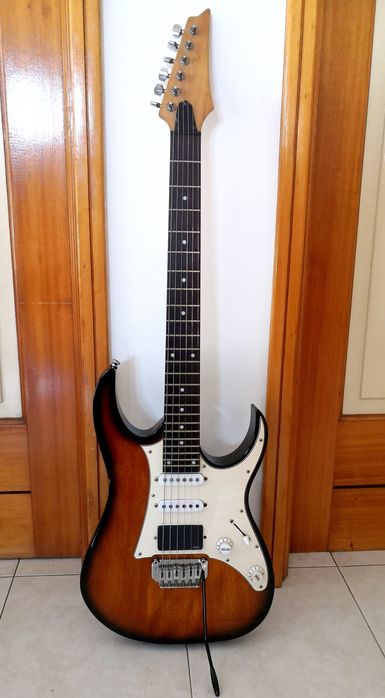 Ibanez com Pickup activo EMG 81
