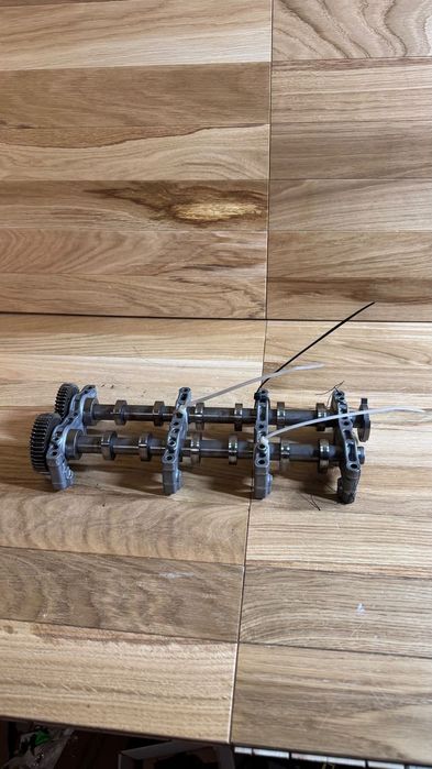 WAŁKI ROZRZĄDU PRAWE 059109022GK, 095109021HK Audi 3.0 TDI CRT