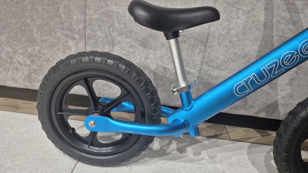 Rowerek biegowy cruzee idealny śliczny kolor!