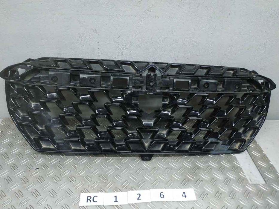 Suzuki SX4 S-Cross 2021- решітка бампера  RC1264 7174163T0