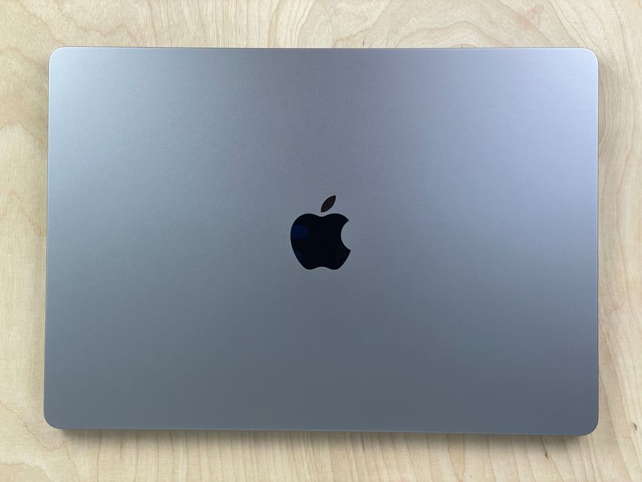 2023 MacBook Air A2941 15" M2 16GB 1000GB