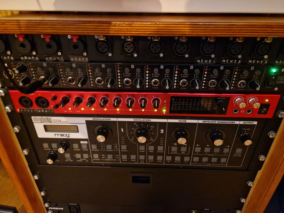 Focusrite Clarett 8pre Thunderbolt 2