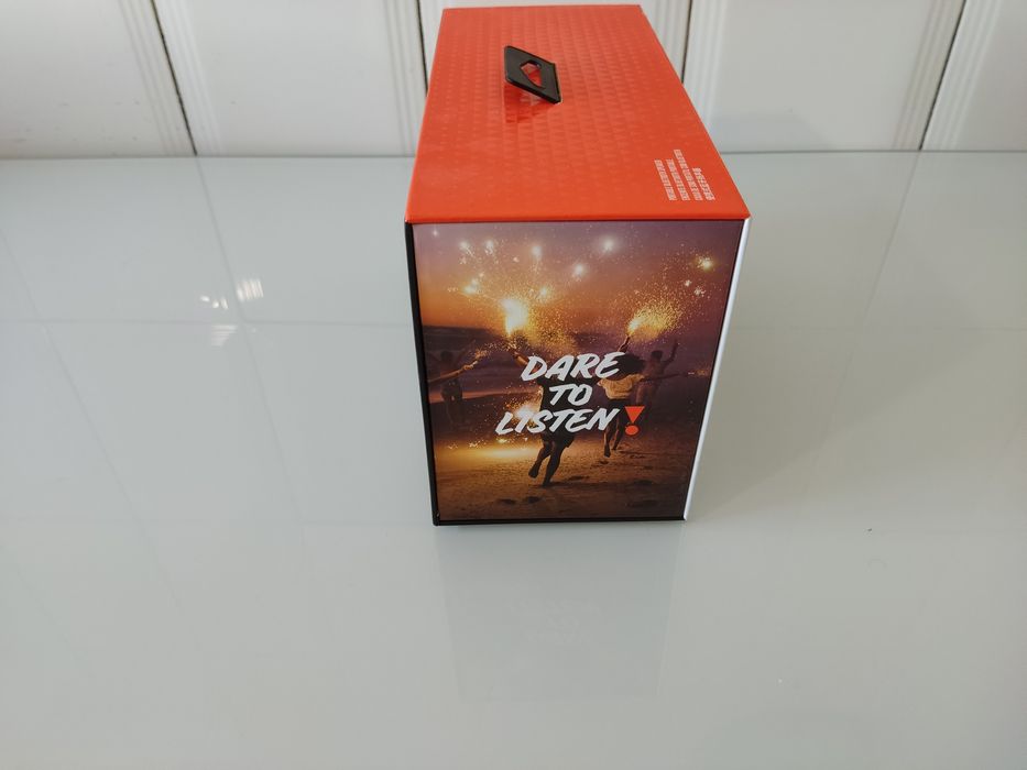 Caixa JBL charge 4
