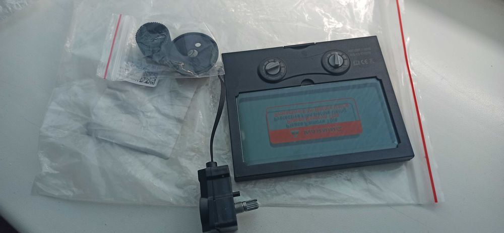 Светофильтр хамелеон на сварочную маску TRUE COLOR.